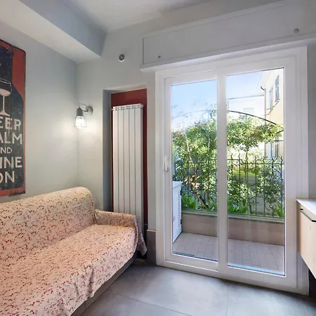 Victoria Fil Rouge Apartment *