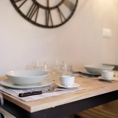 Victoria Fil Rouge Apartment *